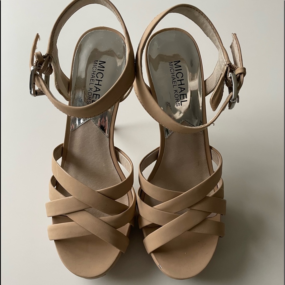 MICHAEL KORS NUDE KELI SANDAL SIZE 7.5 M